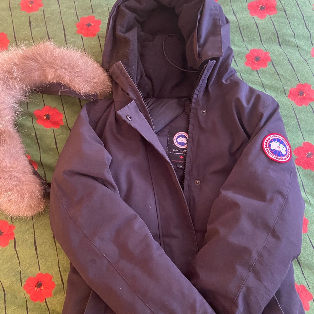 Womens size S Canada Goose Jacket